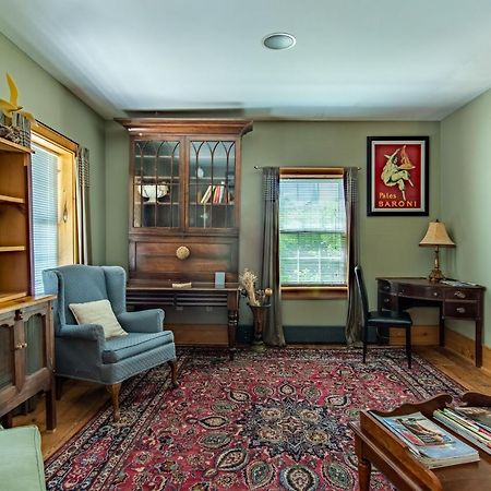 艾米利维尔住宿加早餐旅馆 Campbellford 外观 照片